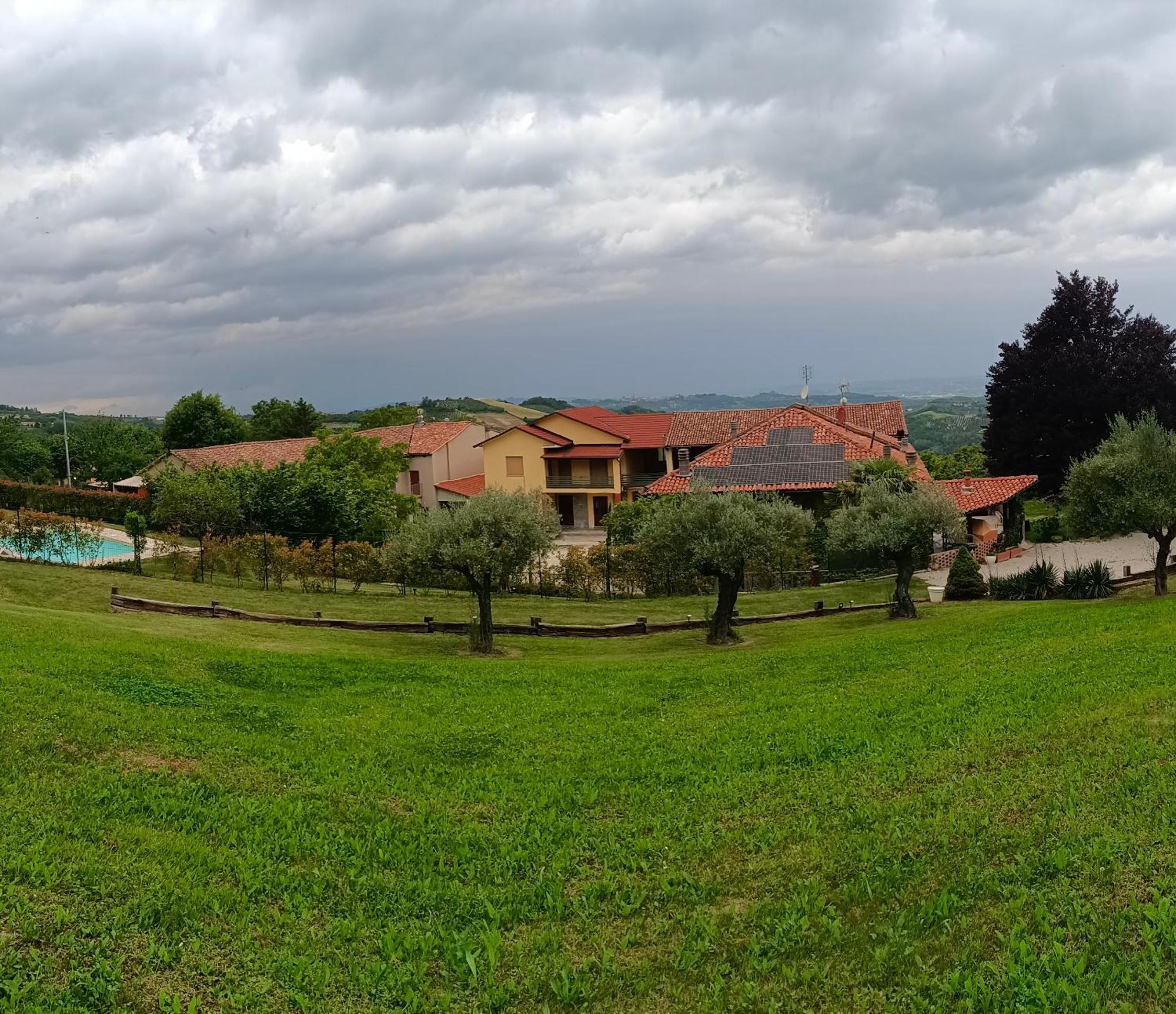 Casa Del Canta Borgomale Exteriér fotografie