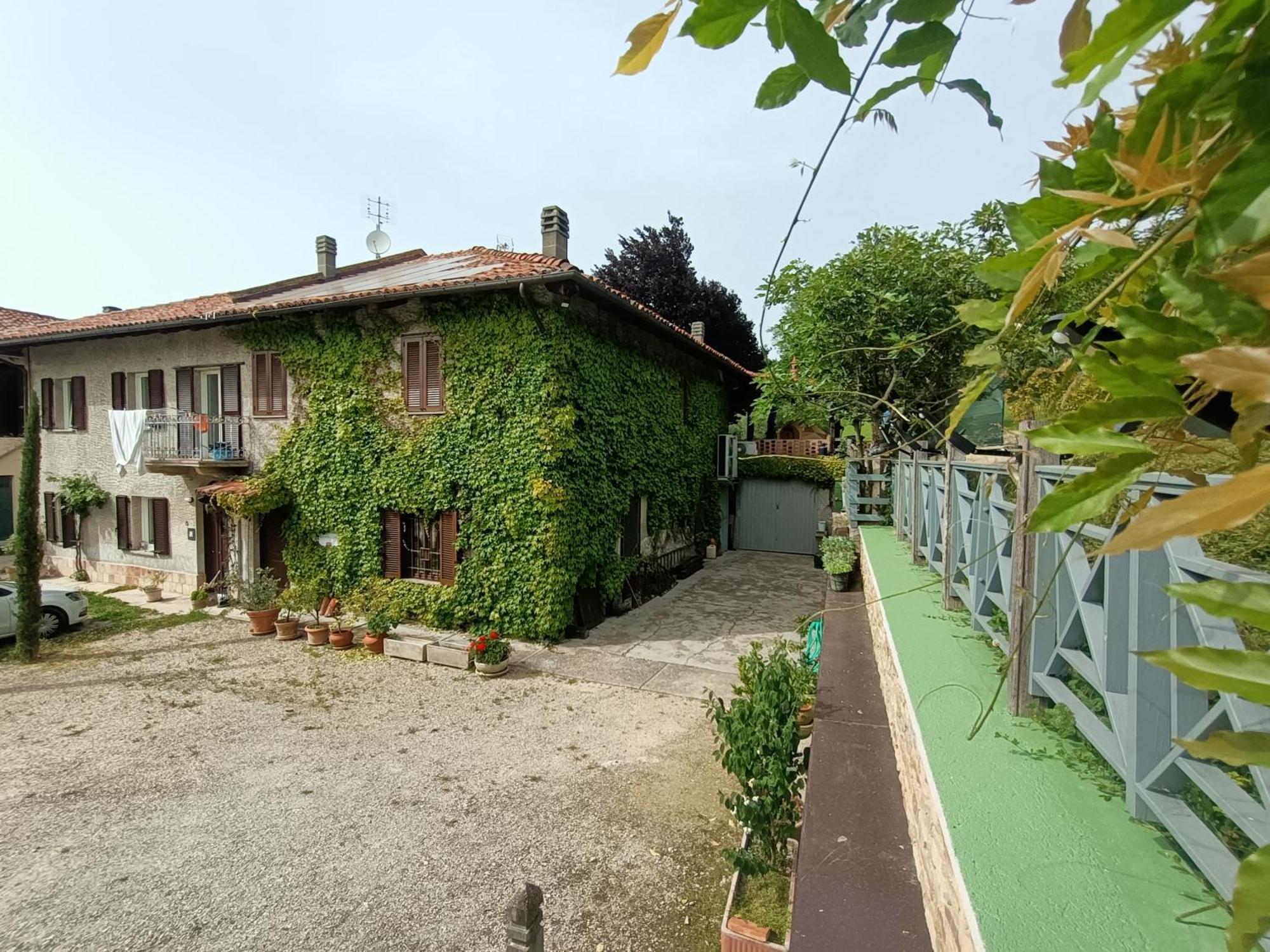 Casa Del Canta Borgomale Exteriér fotografie