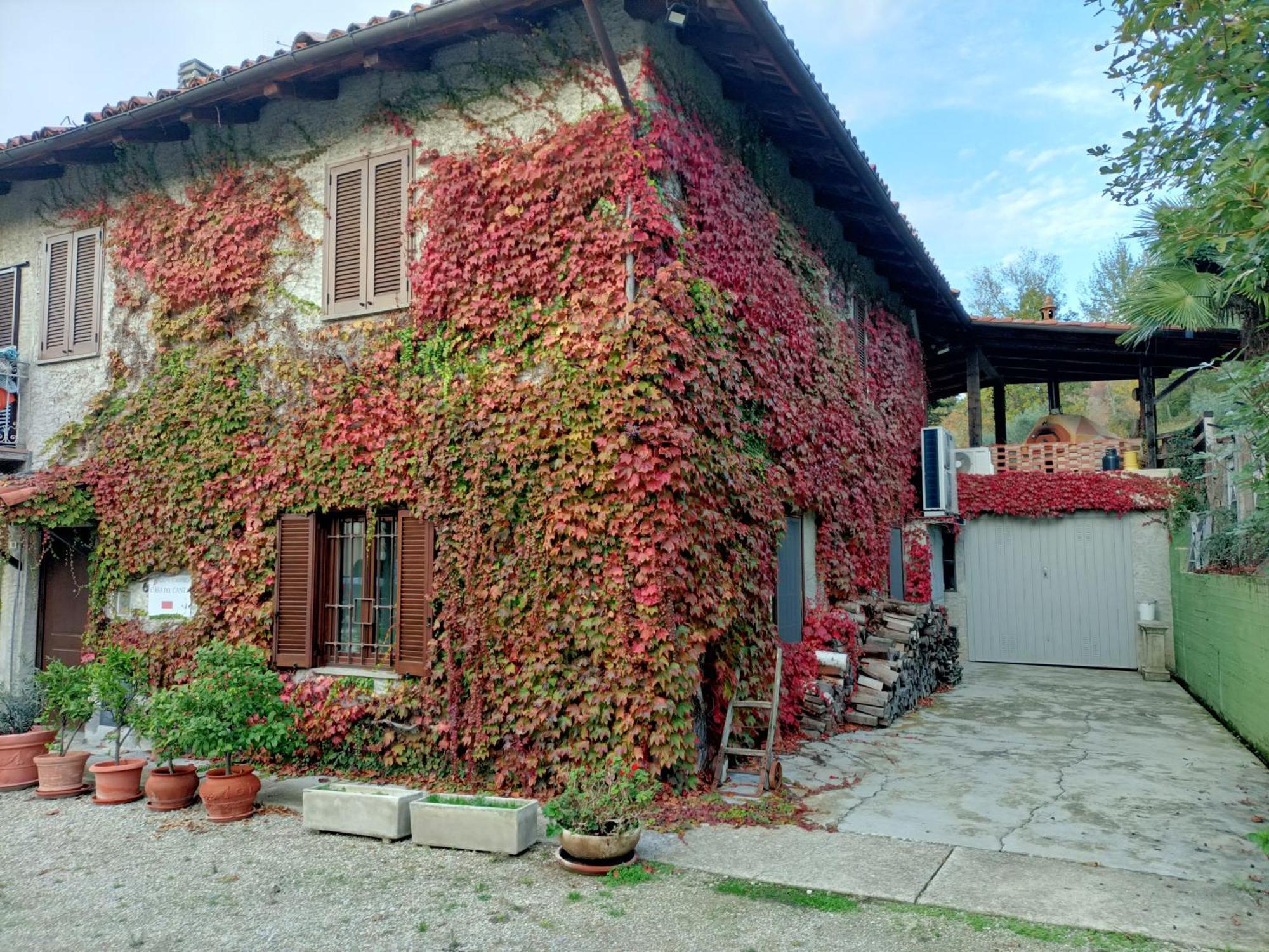 Casa Del Canta Borgomale Exteriér fotografie